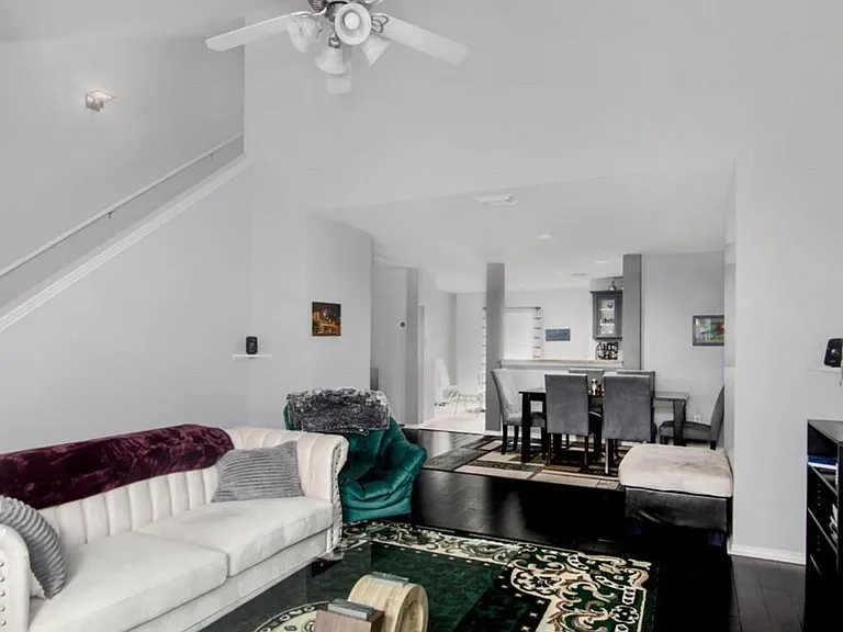 2236 Ann St — Photo 11