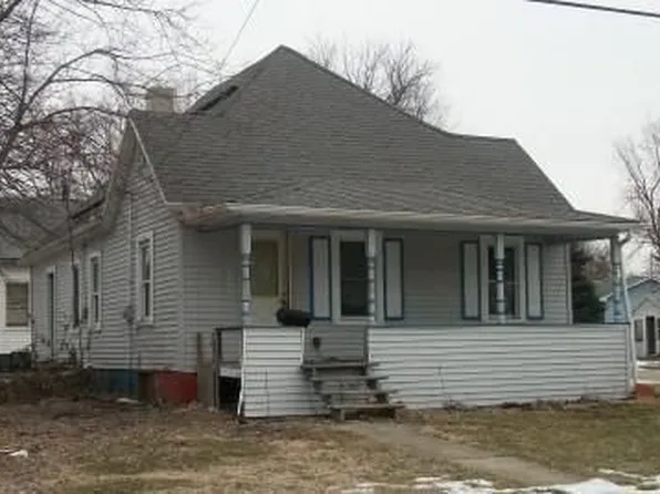 104 E Lower St, Abingdon, IL 61410