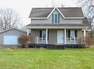 6260 N Water Rd, Sanford, MI 48657