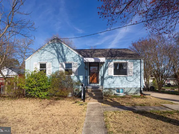 9035 49th Pl, College Park, MD 20740