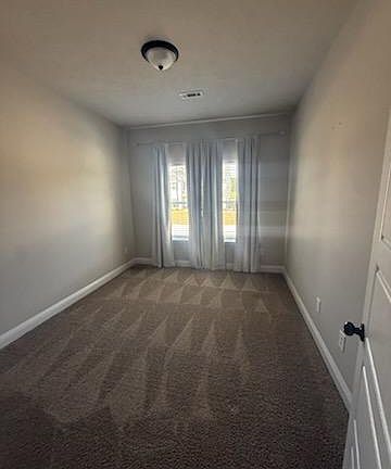 5th image of 103 Old Oak Dr