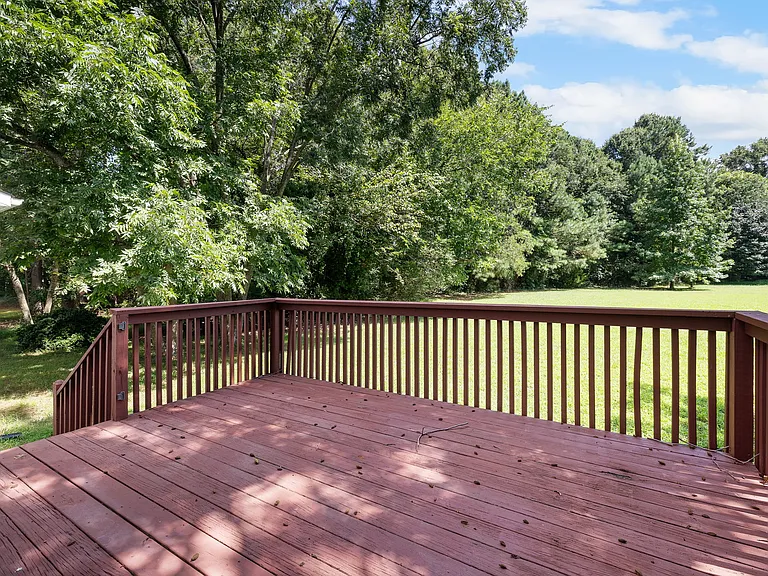 409 Vista Springs Cir — Photo 25
