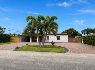 2742 Cherokee Court, West Palm Beach, FL 33406