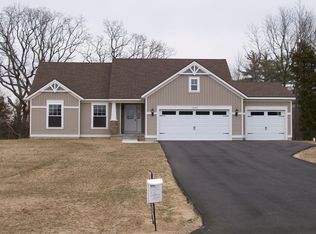 1256 Crystal Way Ct, Middleville, MI