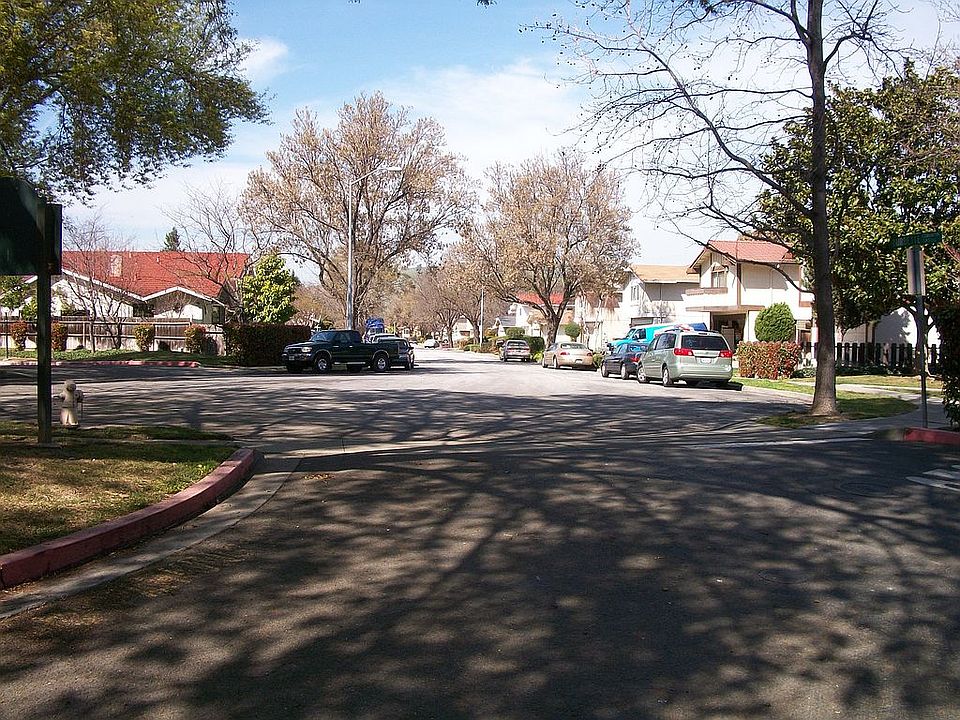 VIEW OF BURDETTE- COMMON