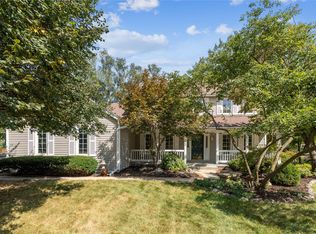 813 56th St, West Des Moines, IA 50266