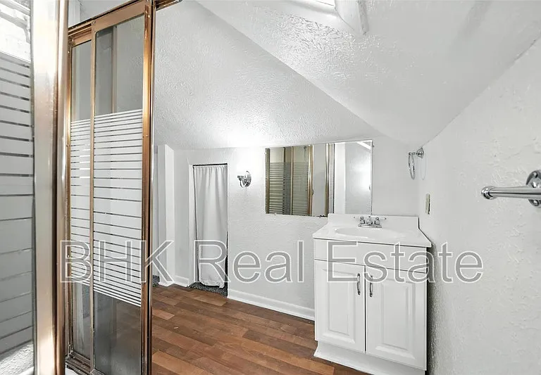 4036 Dexter Ave — Photo 19