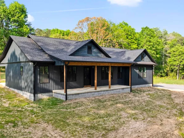 2110 Highland Dr NE, Fort Payne, AL 35967