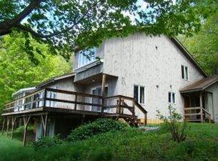 398 Quincy Rd, Rumney, NH 03266