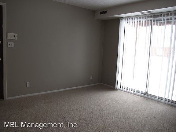 4th image of 5874 Buckeye Ln APT 14
