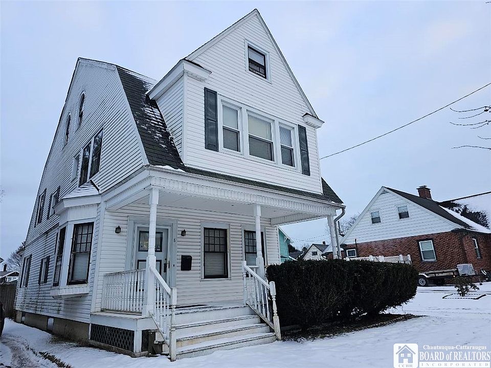 1st image of 8 Beverly Pl