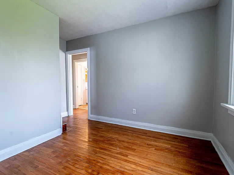 312 Highland Ave #ON — Photo 5