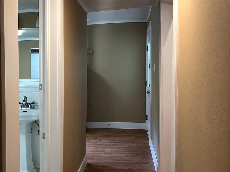 414 W San Antonio St — Photo 21