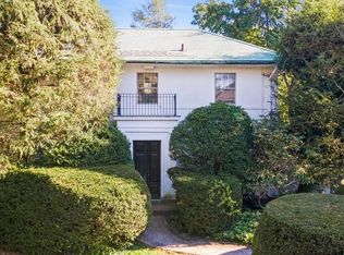 15 Club Way, Hartsdale, NY 10530