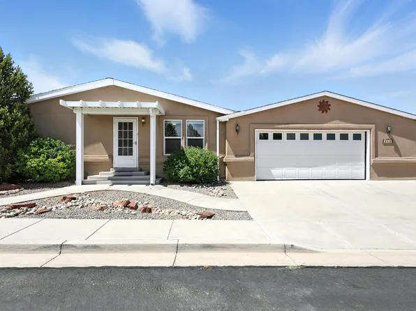 202 Sunrise Bluffs Dr, Belen, NM 87002