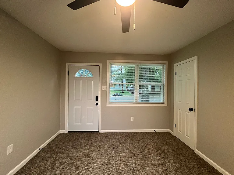 3012 Waynoka Ave — Photo 8