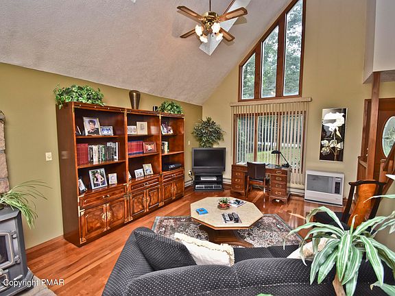 5th image of 3279 Birch Hill Dr