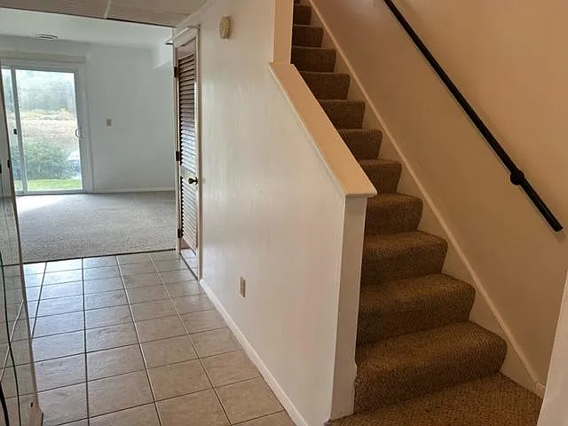 8 Crestview Dr — Photo 24