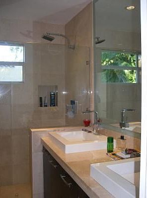 2nd image of 1047 NE 84th St