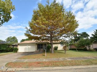 2506 Ridgecrest Dr, Garland, TX 75041