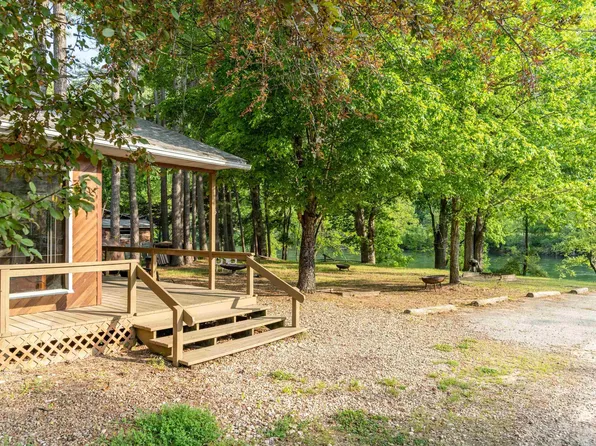 225 Newlands Cir, Lakeview, AR 72642