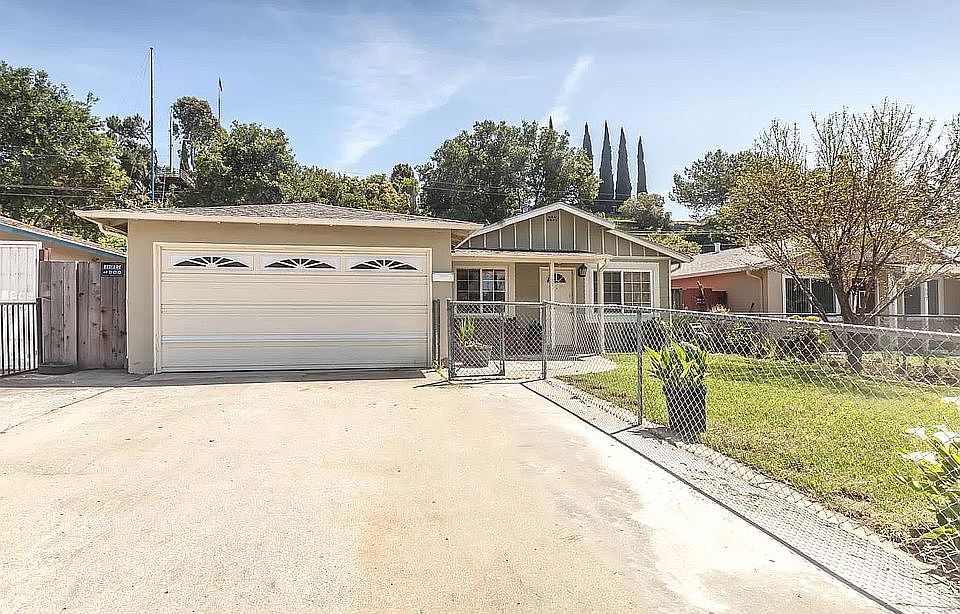 1st image of 701 Adagio Way
