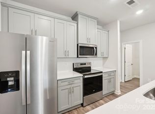 135 Utility Ln #C, Mooresville, NC 28117