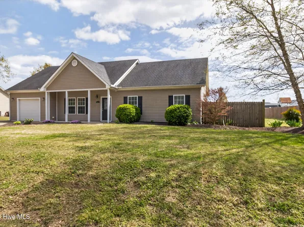 231 Laurel Woods Way, Currituck, NC 27929