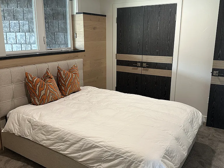 Queen bedroom