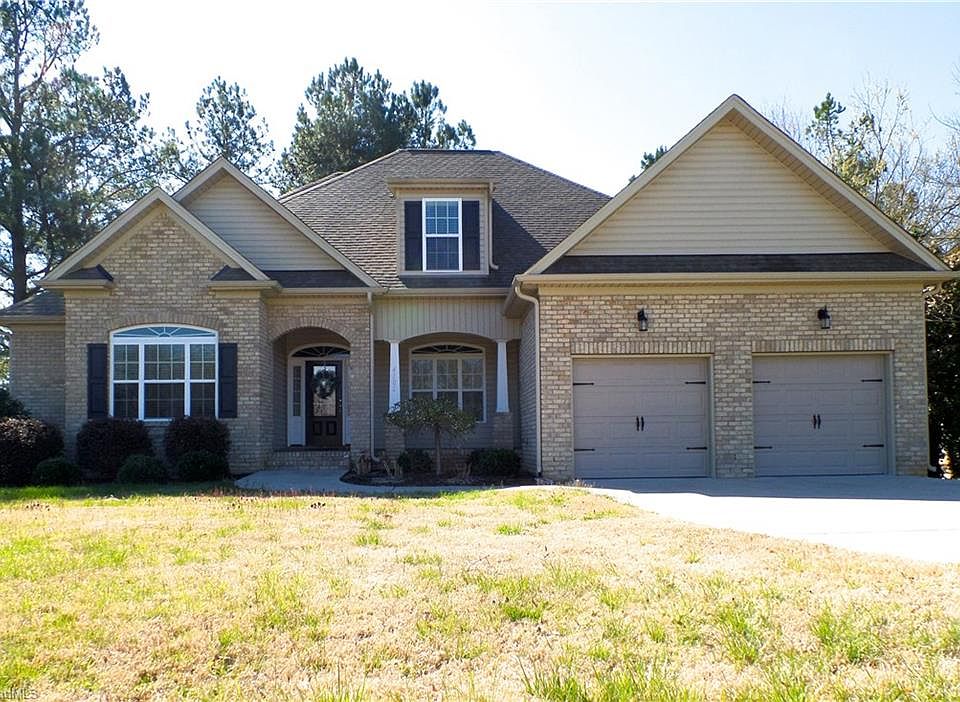 1st image of 4102 Belvoir Dr