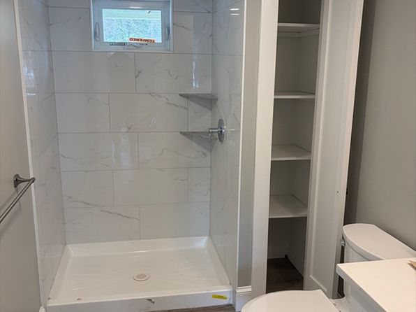 336 Lincoln St Floor 1