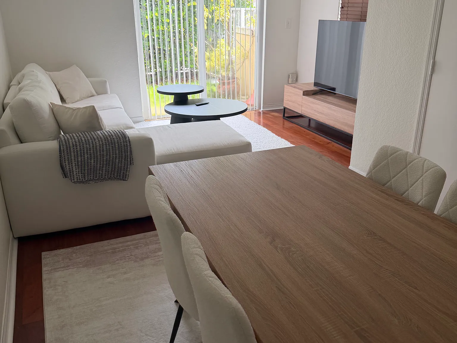 3 bed, 2.5 bath, 1180 sqft, $2,900 — Photo 4