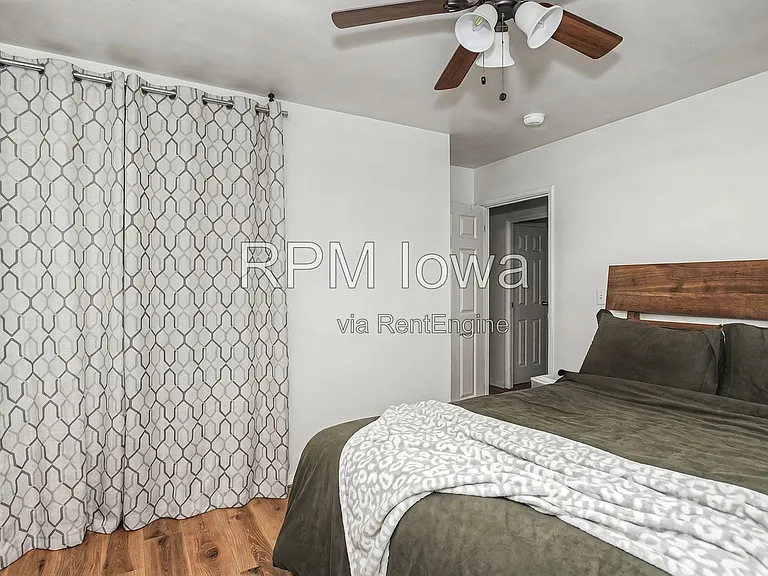 2116 Ferndale Ave — Photo 20