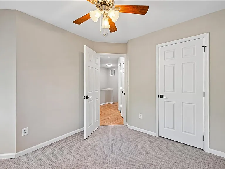6153 Les Dorson Ln — Photo 22