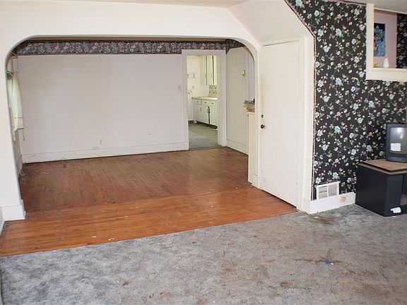 5th image of 57244 Rockland St