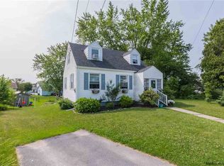 9 Woodrow Rd, Amsterdam, NY 12010