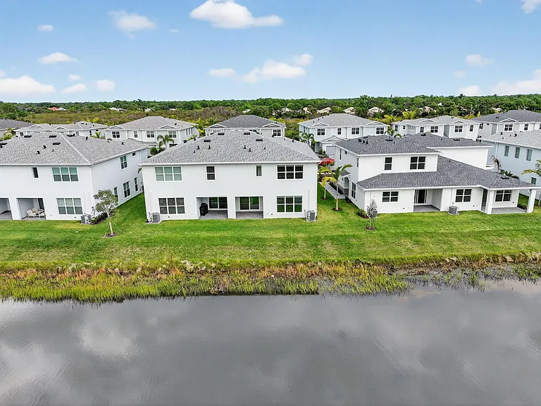 3552 NW Solange Ct — Photo 61