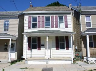 76 S Water St, Spring Grove, PA 17362