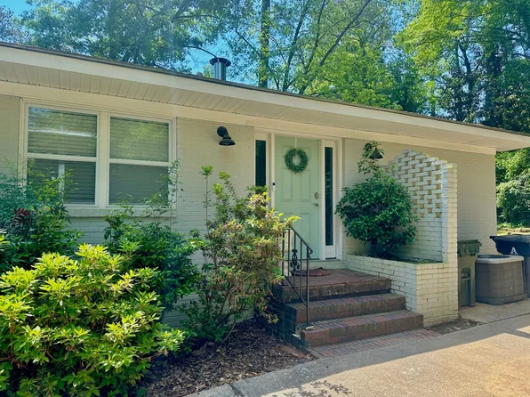 560 Sherwood Dr, Auburn, AL 36830