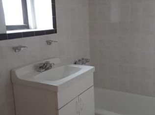 1653 Stephen St, Flushing, NY 11385