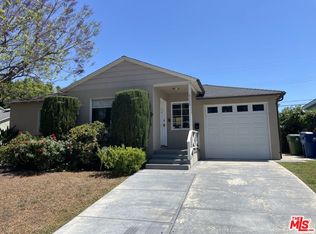 17534 Collins St, Encino, CA 91316