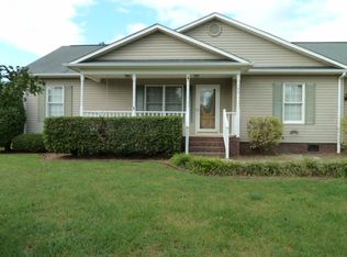 140 Sun Ln, Mooresville, NC 28115