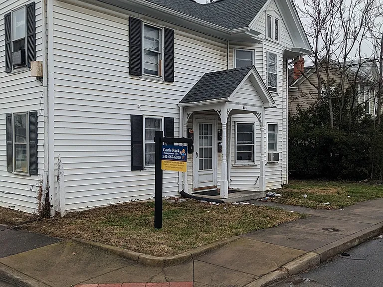 401 Highland Ave #4 — Photo 1