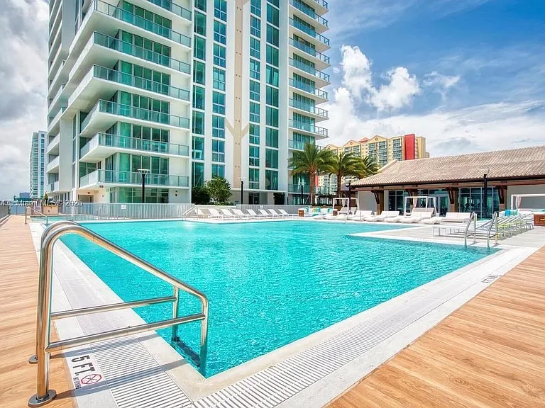 330 Sunny Isles Blvd #5-2002 — Photo 5