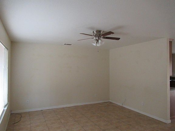 5th image of 7744 Chase Ave