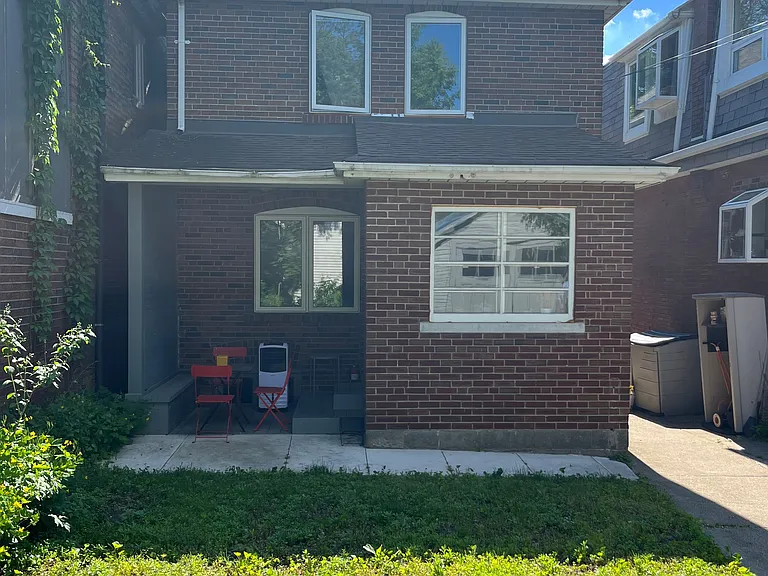 55 Beresford Ave #MAIN FL — Photo 13