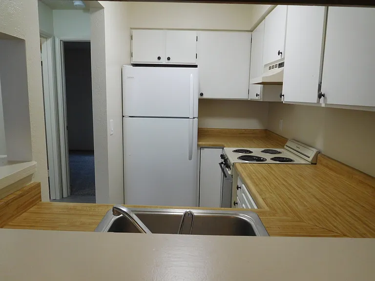 1250 Salem Pl #3 — Photo 7