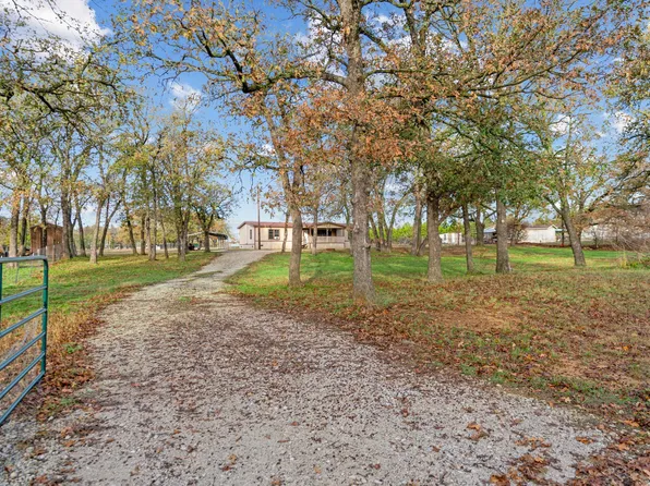256 County Road 297, Gainesville, TX 76240