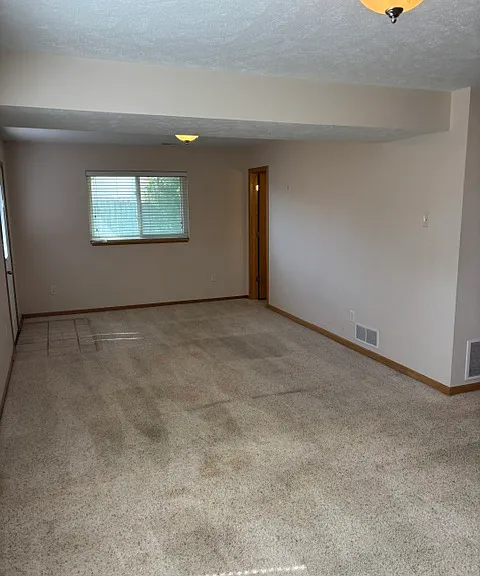 1641 Vavrina Ln — Photo 29