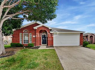1022 Port Isabel Dr, Little Elm, TX 75068
